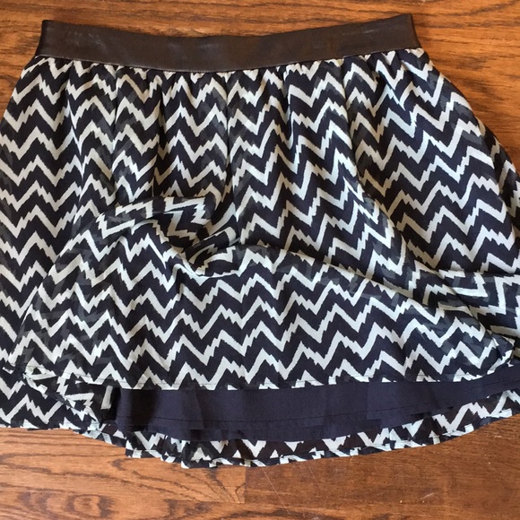 Skirt - Picture 5 of 5